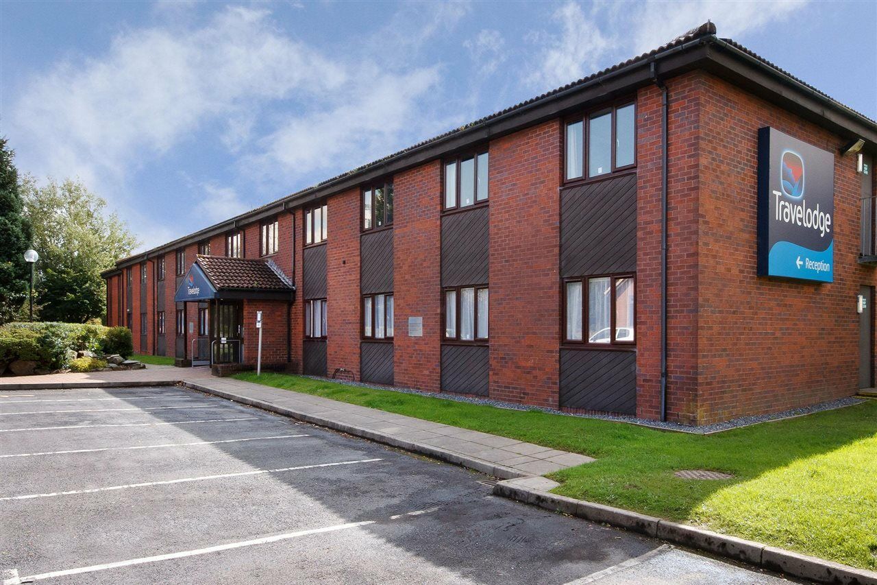Travelodge Llanelli Cross Hands Exteriör bild